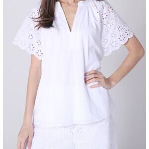 Parker and Rowe Eyelet Sleeve Blouse Size Large White Top New with tags